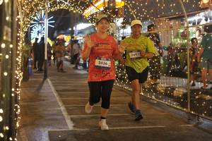 BIB: 3436, 3697
                            <button type="button" onclick="openModal(26220463)" class="btn btn-primary btn-sm float-right btn-popup" data-toggle="modal" data-target=".modal-high-quality">
                        <i class="fas fa-shopping-cart"></i> Add to Cart
                    </button>
                                            <button type="button" onclick="isThisMe(26220463, true)" class="btn btn-success btn-sm float-right btn-popup btn-isme hidden" data-toggle="tooltip" data-placement="bottom" title="นี่คือรูปของคุณใช่ไหม คลิกที่นี่เพื่อเอาเข้าอัลบั้ม">
                        <i class="fas fa-plus"></i> Add to album
                    </button>
                    <button type="button" onclick="isThisMe(26220463, false)" class="btn btn-warning btn-sm float-right btn-popup btn-isnotme hidden">
                        <i class="fas fa-ban"></i> Remove from album
                    </button>